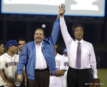 Histórica inauguración de moderno Estadio Nacional de Béisbol "Dennis Martínez"