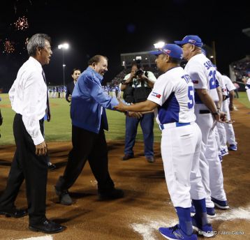 Histórica inauguración de moderno Estadio Nacional de Béisbol "Dennis Martínez"