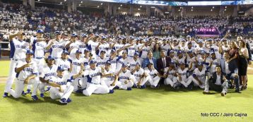 Histórica inauguración de moderno Estadio Nacional de Béisbol "Dennis Martínez"