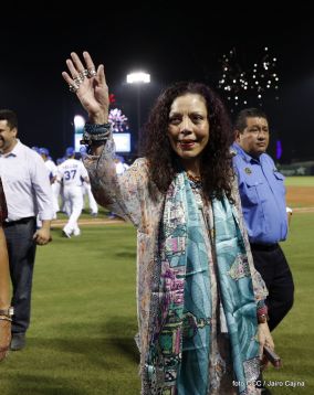 Histórica inauguración de moderno Estadio Nacional de Béisbol "Dennis Martínez"