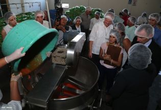 Comisario de Desarrollo UE en visita a Nicaragua