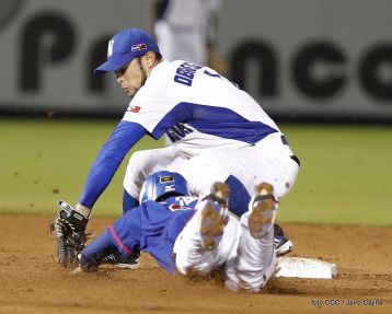 Tercer partido de la Serie Inaugural del Estadio Nacional Dennis Martínez