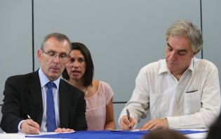 Comisario de Desarrollo UE en visita a Nicaragua