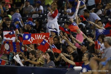 Tercer partido de la Serie Inaugural del Estadio Nacional Dennis Martínez