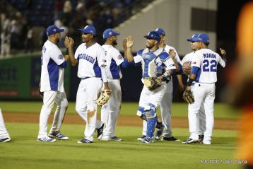 Tercer partido de la Serie Inaugural del Estadio Nacional Dennis Martínez