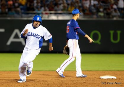 Tercer partido de la Serie Inaugural del Estadio Nacional Dennis Martínez