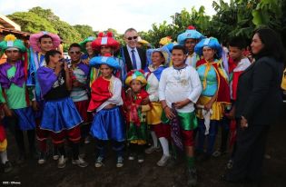Comisario de Desarrollo UE en visita a Nicaragua