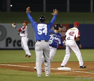 Juego inaugural de la Liga Profesional de Béisbol en nuevo Estado Nacional "Dennis Martínez"