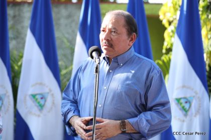 Comandante Daniel y Compañera Rosario ejercen su derecho al voto en Elecciones Municipales 2017