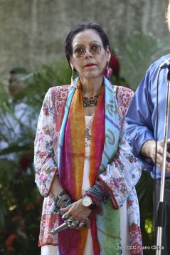 Comandante Daniel y Compañera Rosario ejercen su derecho al voto en Elecciones Municipales 2017