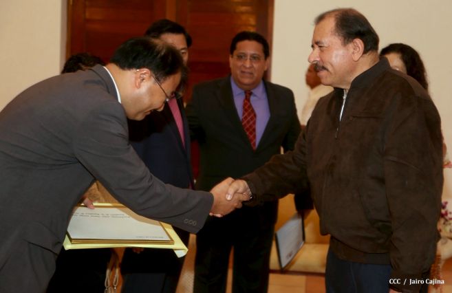 Presidente Daniel recibe Cartas Credenciales de 4 nuevos Embajadores