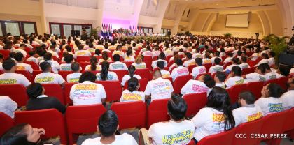 Daniel y Rosario conmemoran el 41 aniversario del paso a la inmortalidad del Comandante Carlos