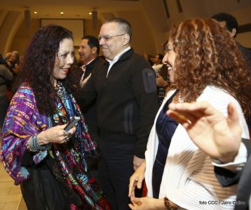 Daniel y Rosario conmemoran el 41 aniversario del paso a la inmortalidad del Comandante Carlos