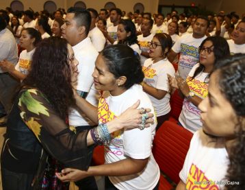 Daniel y Rosario conmemoran el 41 aniversario del paso a la inmortalidad del Comandante Carlos