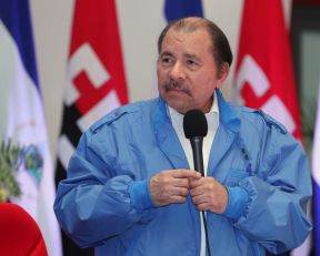 Daniel y Rosario rinden homenaje al Comandante Fidel Castro Ruz