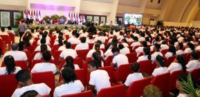 Daniel y Rosario rinden homenaje al Comandante Fidel Castro Ruz