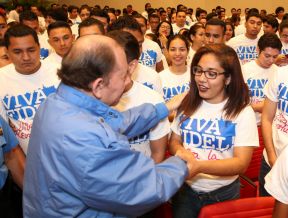 Daniel y Rosario rinden homenaje al Comandante Fidel Castro Ruz