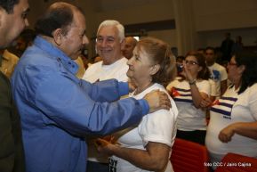 Daniel y Rosario rinden homenaje al Comandante Fidel Castro Ruz