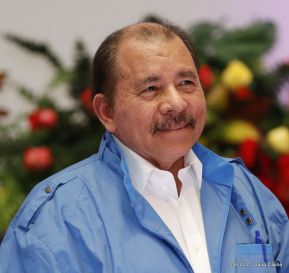 Daniel y Rosario rinden homenaje al Comandante Fidel Castro Ruz