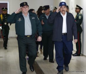 Acto de graduación de cadetes del Centro Superior de Estudios Militares “José Dolores Estrada Vado”