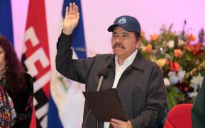 Acto de graduación de cadetes del Centro Superior de Estudios Militares “José Dolores Estrada Vado”