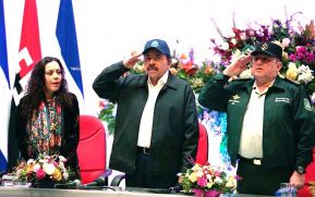 Acto de graduación de cadetes del Centro Superior de Estudios Militares “José Dolores Estrada Vado”