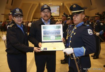 Acto de la Vigésima Promoción de Damas y Caballeros Cadetes de la Academia de Policía "Walter Mendoza Martínez"