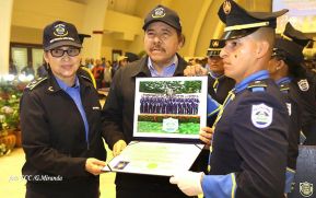 Acto de la Vigésima Promoción de Damas y Caballeros Cadetes de la Academia de Policía "Walter Mendoza Martínez"