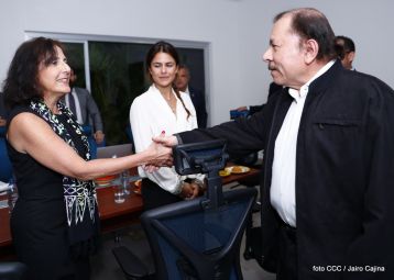 Daniel se reúne con empresarios y productores de azúcar  que participan en la Semana Bonsucro 2018