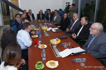 Daniel se reúne con empresarios y productores de azúcar  que participan en la Semana Bonsucro 2018