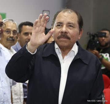 Inauguración del moderno hospital Fernando Vélez Paiz