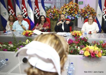 Inauguración del moderno hospital Fernando Vélez Paiz