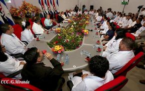 Inauguración del moderno hospital Fernando Vélez Paiz