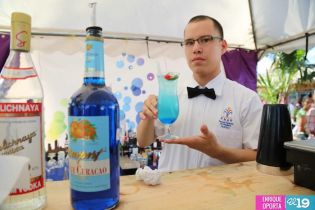 I Concurso de Bartenders en Puerto Salvador Allende
