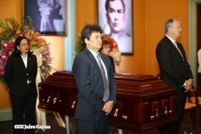 En imágenes: Homenaje póstumo al Dr. Silvio Conrado Gómez