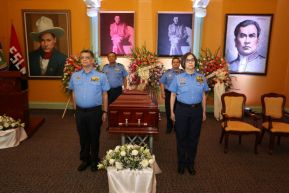 En imágenes: Homenaje póstumo al Dr. Silvio Conrado Gómez