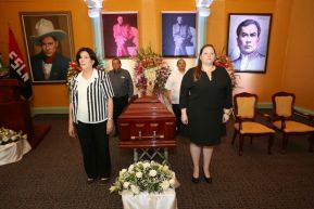 En imágenes: Homenaje póstumo al Dr. Silvio Conrado Gómez
