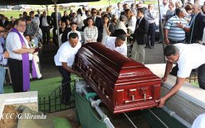 En imágenes: Homenaje póstumo al Dr. Silvio Conrado Gómez