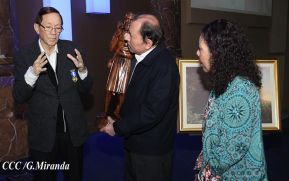 Acto de entrega de la ciudadanía nicaragüense y de la Orden Rubén Darío al pastor David Spencer