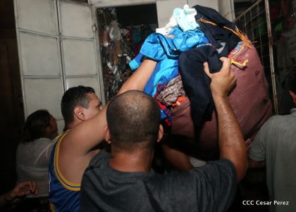 Voraz incendio en el Mercado Oriental