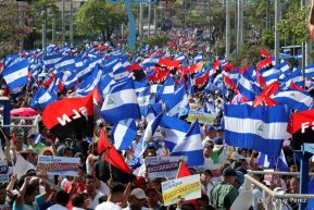 Miles claman por la Paz y la No Violencia