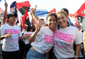 Miles claman por la Paz y la No Violencia