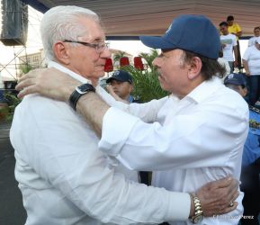 Miles claman por la Paz y la No Violencia