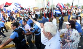 Miles claman por la Paz y la No Violencia