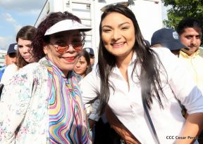 Miles claman por la Paz y la No Violencia