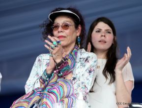 Miles claman por la Paz y la No Violencia