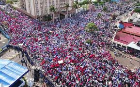 Miles claman por la Paz y la No Violencia