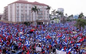 Miles claman por la Paz y la No Violencia