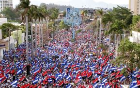 Miles claman por la Paz y la No Violencia