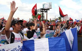 Miles claman por la Paz y la No Violencia